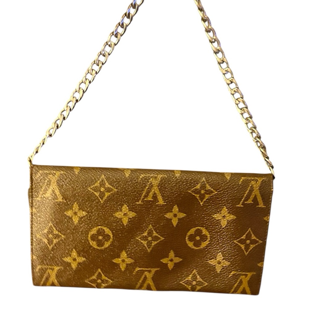 SOLD!! Vintage Louis Vuitton Monogram Sarah Long Wallet - Classic Envelope Style - Picture 2 of 8